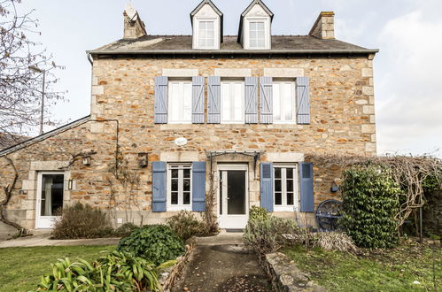 Photo 1 - Maison de 4 chambres à Yffiniac avec jardin et vues à la mer