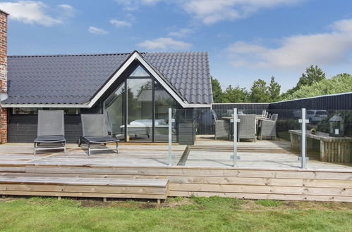 Photo 30 - Maison de 4 chambres à Vejers Strand avec terrasse et bain à remous