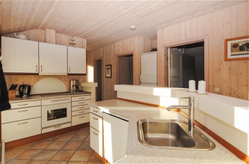 Foto 9 - Casa con 5 camere da letto a Klitmøller con terrazza e sauna