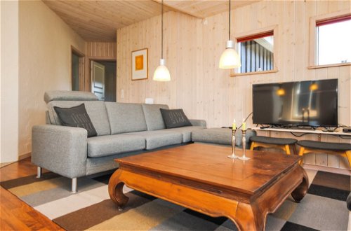 Photo 2 - 5 bedroom House in Klitmøller with terrace and sauna
