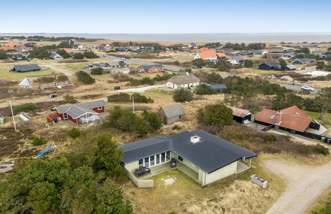 Casa de 3 quartos em Hvide Sande com piscina privada e terraço - Foto 1