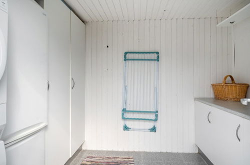 Foto 17 - Casa de 4 quartos em Blokhus com terraço e sauna