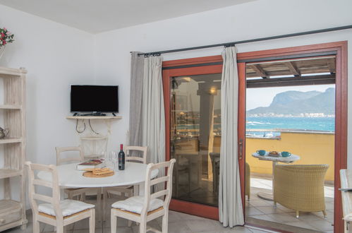 Foto 4 - Apartamento de 1 quarto em Golfo Aranci com piscina e vistas do mar