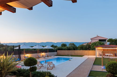 Photo 3 - Maison de 3 chambres à Poličnik avec piscine privée et jardin