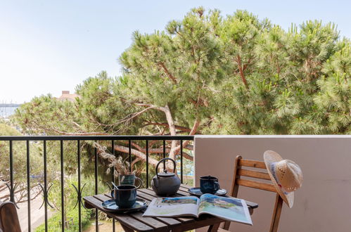 Photo 20 - 2 bedroom Apartment in Hyères with terrace and sea view