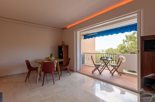 Foto 9 - Apartamento de 2 quartos em Hyères com jardim e terraço