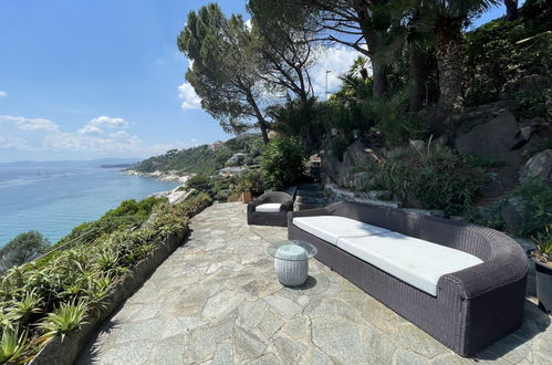 Foto 7 - Appartamento con 2 camere da letto a Varazze con giardino e vista mare