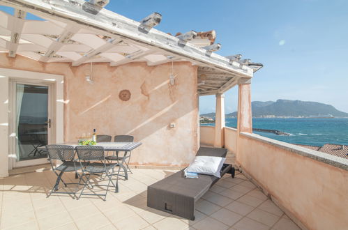 Foto 1 - Appartamento con 2 camere da letto a Golfo Aranci con piscina e vista mare