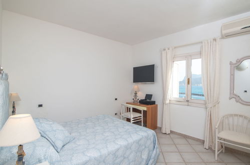 Foto 14 - Appartamento con 2 camere da letto a Golfo Aranci con piscina e vista mare