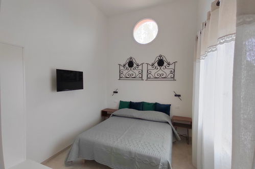 Foto 10 - Apartamento de 1 quarto em Noto com jardim e terraço