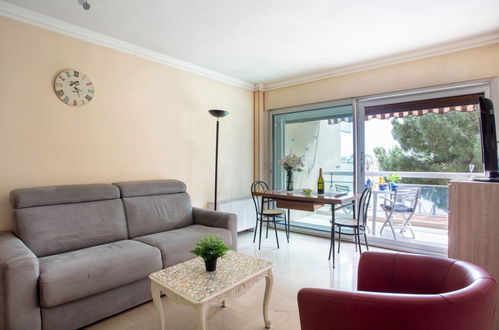 Foto 6 - Apartment in Cagnes-sur-Mer mit terrasse