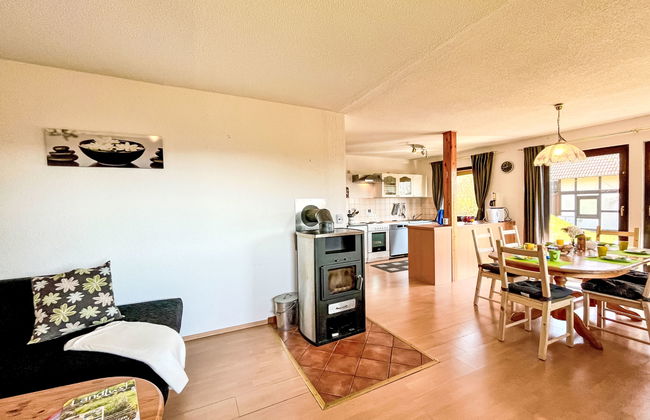 3 bedroom Apartment in Frankenau with garden and terrace - Photo 4