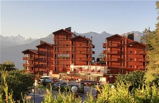 Photo 1 - 2 bedroom Apartment in Crans-Montana with swimming pool and mountain view