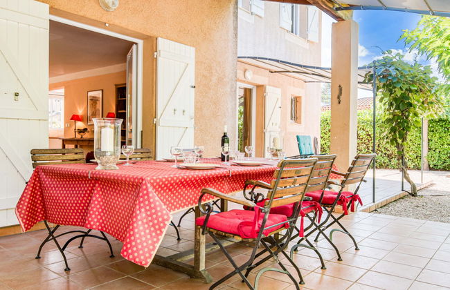 Casa de 4 quartos em Nans-les-Pins com piscina e terraço - Foto 7