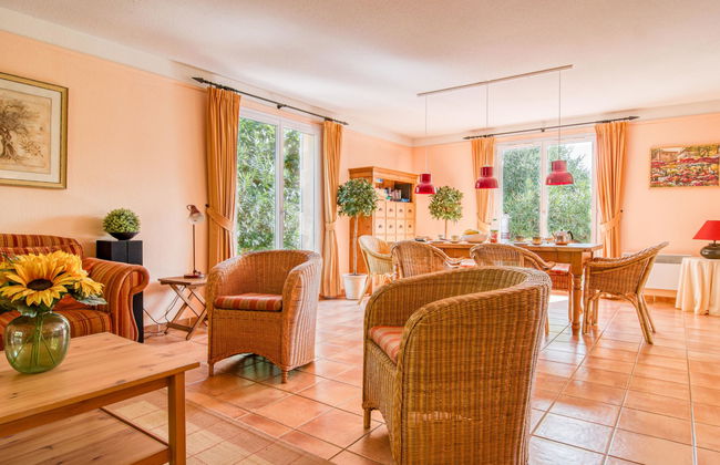 Casa de 4 quartos em Nans-les-Pins com piscina e terraço - Foto 13