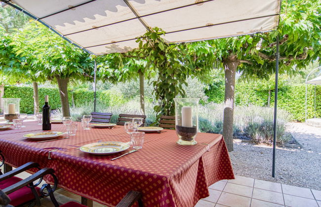 Casa de 4 quartos em Nans-les-Pins com piscina e terraço - Foto 9
