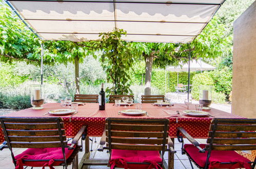 Photo 4 - Maison de 3 chambres à Nans-les-Pins avec piscine et terrasse