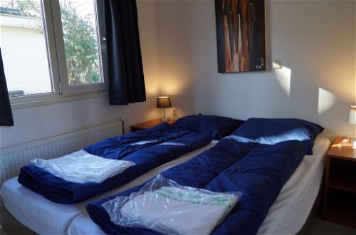 Foto 4 - Haus mit 2 Schlafzimmern in Arnheim mit schwimmbad und garten