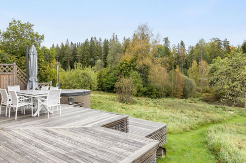 Foto 5 - Casa con 3 camere da letto a Lammhult con giardino e vasca idromassaggio