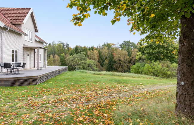 Casa de 4 quartos em Lammhult com jardim e banheira de hidromassagem - Foto 21