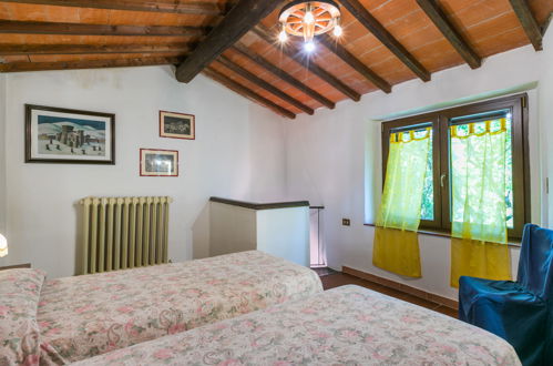 Foto 18 - Haus mit 2 Schlafzimmern in Trequanda mit schwimmbad und garten