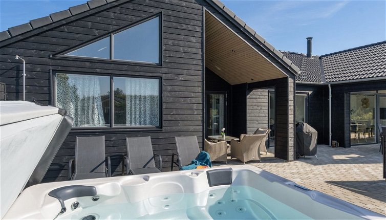 Foto 1 - Casa de 9 quartos em Nørre Nebel com piscina privada e terraço