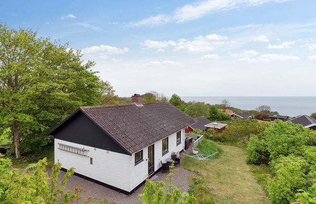 Casa de 2 quartos em Hasle com piscina e terraço - Foto 1