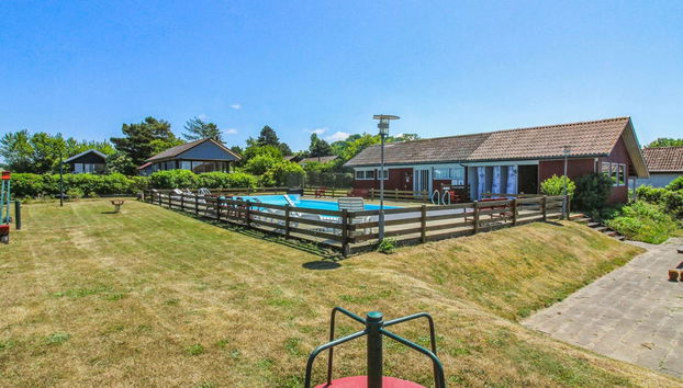 Casa de 2 quartos em Hasle com piscina e terraço - Foto 3