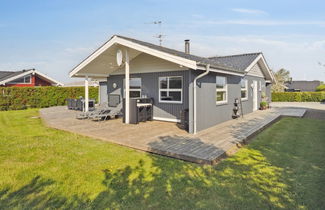 Photo 3 - Maison de 3 chambres à Flovt Strand avec terrasse et sauna