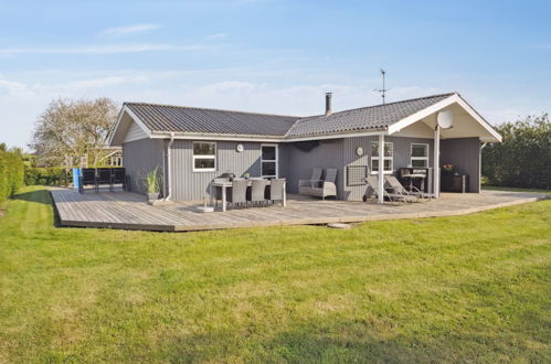 Photo 20 - Maison de 3 chambres à Flovt Strand avec terrasse et sauna