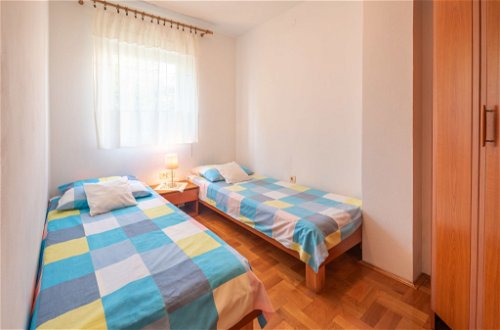 Foto 6 - Appartamento con 2 camere da letto a Crikvenica con terrazza