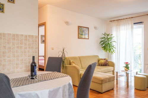 Photo 8 - 2 bedroom Apartment in Crikvenica with terrace