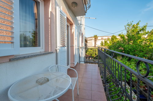 Foto 15 - Apartamento de 2 habitaciones en Crikvenica con terraza