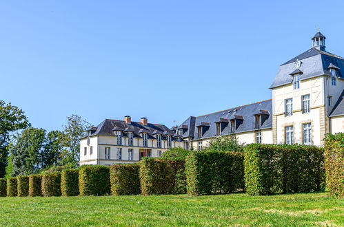 Photo 30 - Appartement de 1 chambre à Baden avec piscine et vues à la mer