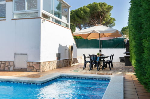 Foto 18 - Casa con 3 camere da letto a Spagna con piscina privata e vista mare