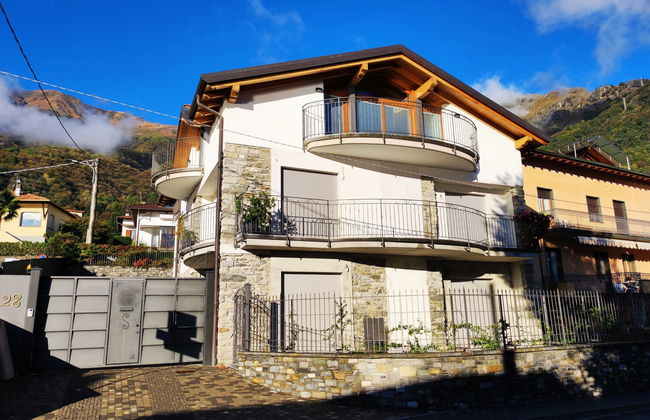 Apartment mit 3 Schlafzimmern in Musso mit garten - Foto 40