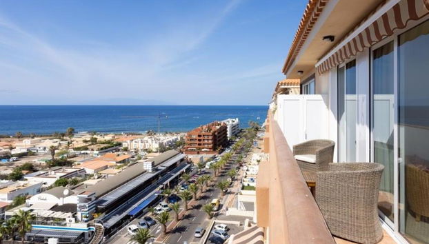 Appartement de 2 chambres à Arona avec terrasse - Photo 2