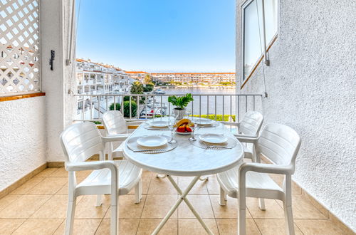 Foto 12 - Apartamento de 3 quartos em Castelló d'Empúries com piscina e jardim