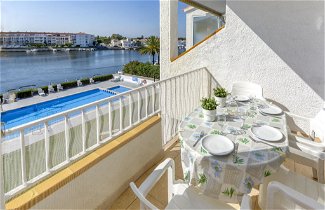 Foto 2 - Apartamento de 2 habitaciones en Castelló d'Empúries con piscina y vistas al mar