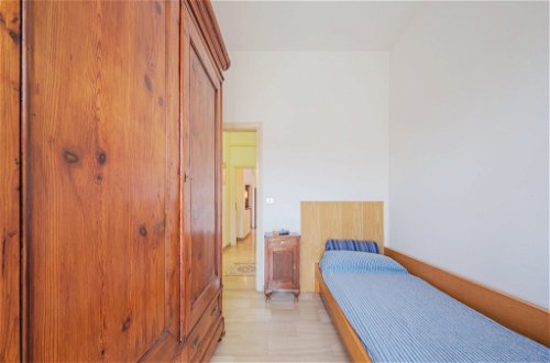 Photo 5 - Appartement de 3 chambres à Viareggio avec vues à la mer