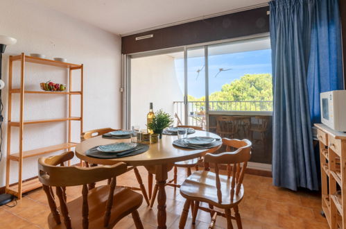 Foto 6 - Apartamento en Le Grau-du-Roi con terraza y vistas al mar