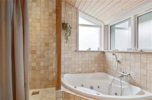 Foto 8 - Casa de 4 quartos em Saltum com terraço e sauna