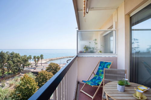 Foto 15 - Apartamento de 1 habitación en Cagnes-sur-Mer con terraza y vistas al mar