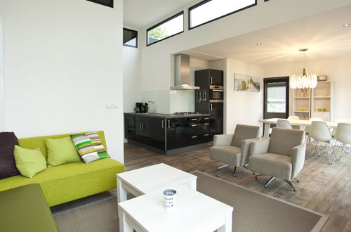 Photo 5 - 2 bedroom House in Hulshorst with swimming pool and terrace