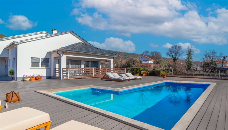 Foto 1 - Casa de 3 habitaciones en Prolozac con piscina privada y terraza