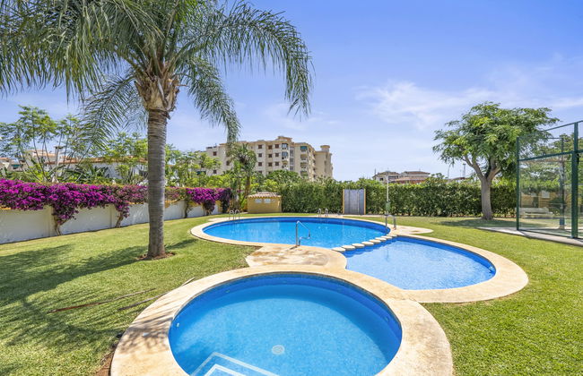 4 bedroom Apartment in Dénia with swimming pool and garden - Photo 27