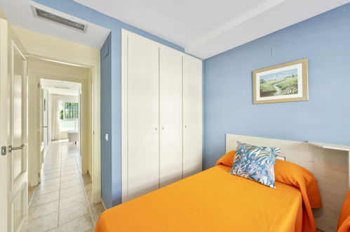 Foto 14 - Apartamento de 3 habitaciones en Dénia con piscina y vistas al mar