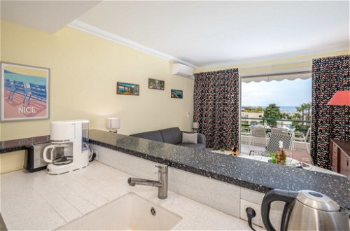 Foto 11 - Apartamento de 1 habitación en Cannes con jardín y vistas al mar