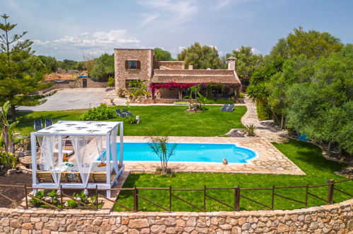 Foto 1 - Casa con 3 camere da letto a Ses Salines con piscina privata e giardino