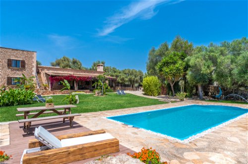 Foto 25 - Casa con 3 camere da letto a Ses Salines con piscina privata e giardino
